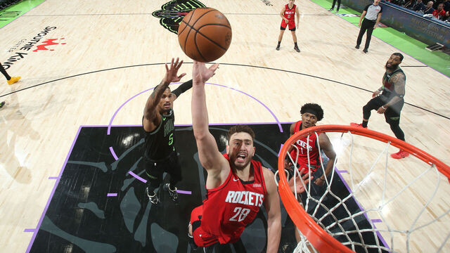 NEW ORLEANS, LA - MARCH 29: Alperen Sengun #28 of the Houston Rockets shoots the ball during the game against the New Orleans Pelicans on March 29, 2026 at the Smoothie King Center in New Orleans, Louisiana. Mandatory Copyright Notice: Copyright 2026 NBAE