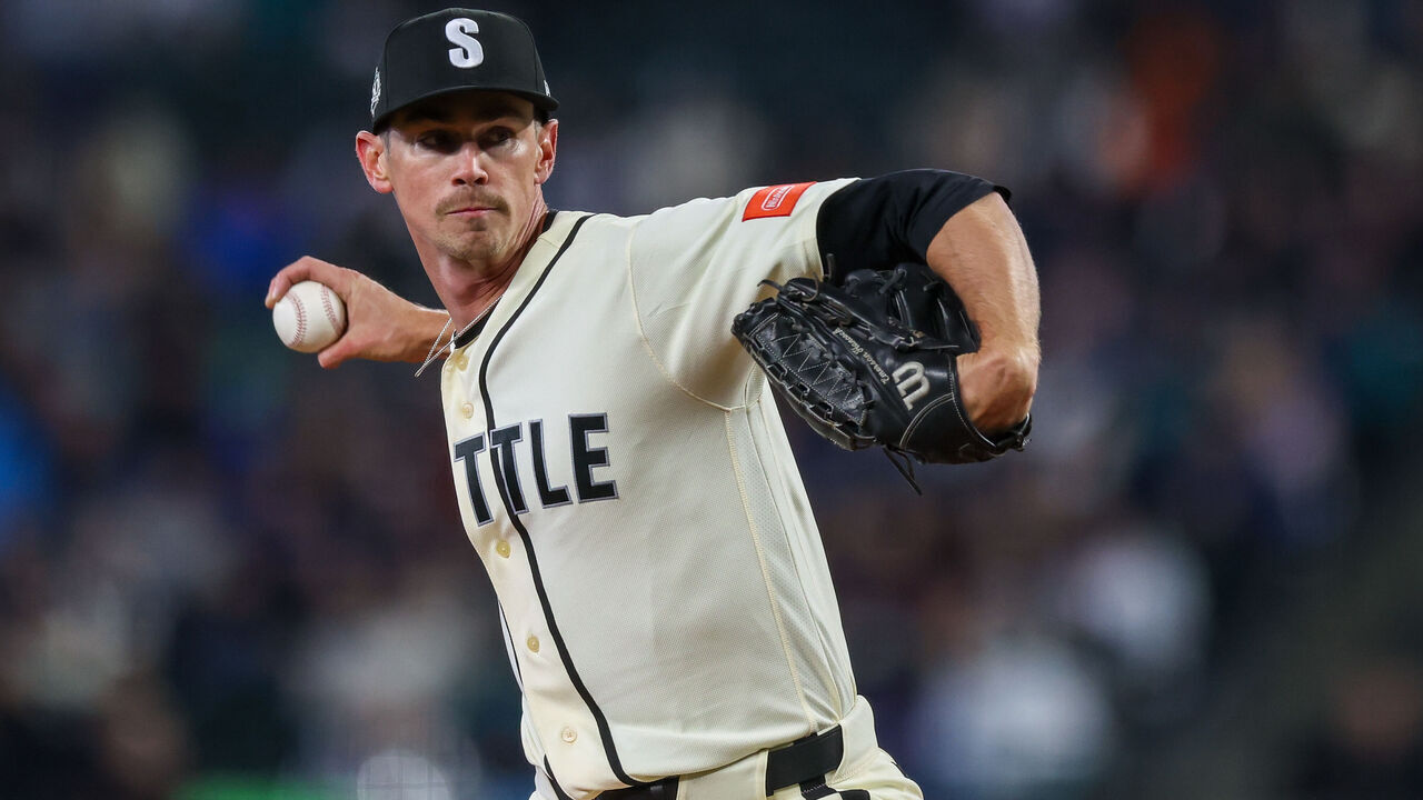 SEATTLE, WASHINGTON - MARCH 29: Emerson Hancock #26 of the Seattle Mariners delivers a pitch during the first inning against the Cleveland Guardians at T-Mobile Park on March 29, 2026 in Seattle, Washington.