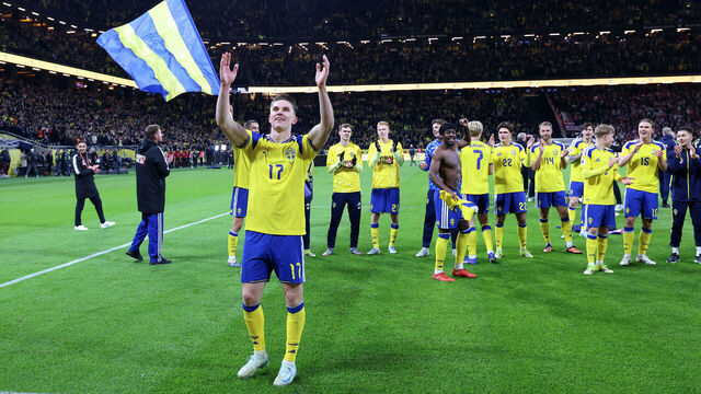 SOLNA, SWEDEN - MARCH 31: Viktor Gyoekeres of Sweden celebrates victory with teammates following the FIFA World Cup 2026 European Qualifiers KO play-offs match between Sweden and Poland at Strawberry Arena on March 31, 2026 in Solna, Sweden.