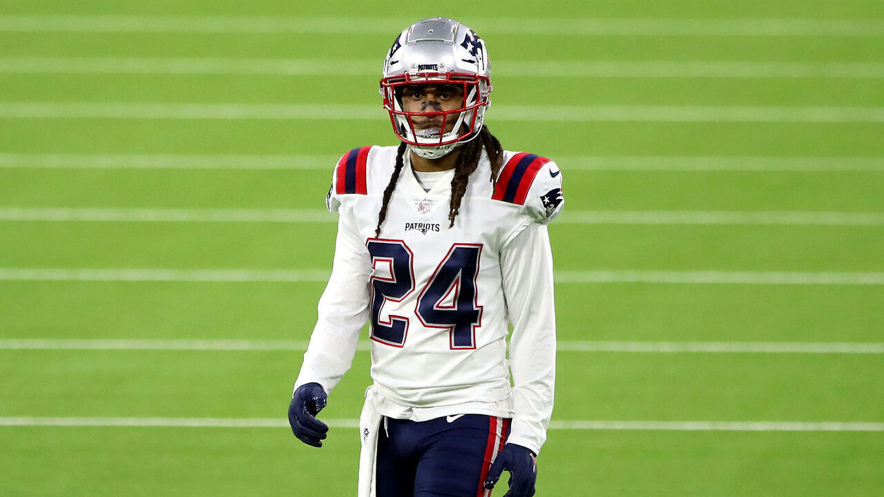 INGLEWOOD, CALIFORNIA - DECEMBER 10: Stephon Gilmore #24 of the New England Patriots walks on the field during the fourth quarter against the Los Angeles Rams at SoFi Stadium on December 10, 2020 in Inglewood, California.