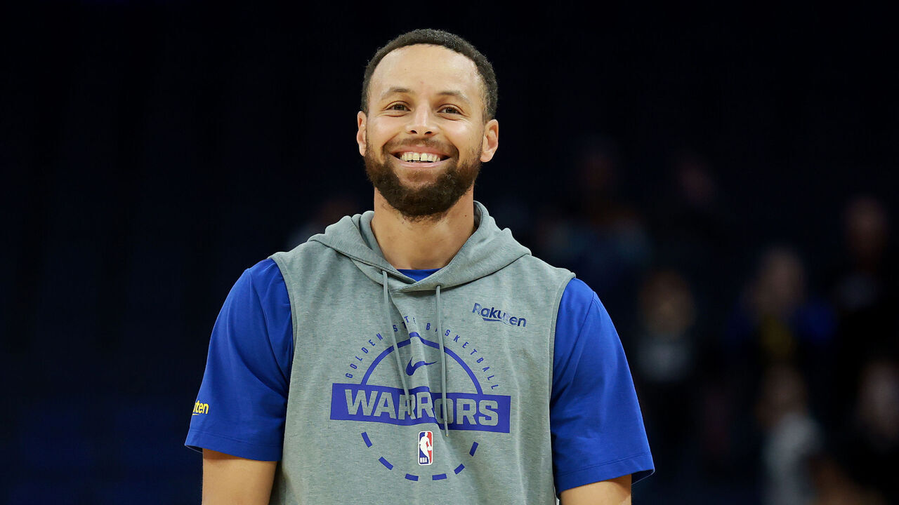 SAN FRANCISCO, CALIFORNIA - APRIL 01: Stephen Curry #30 of the Golden State Warriors smiles as he warms up before their game against the San Antonio Spurs at Chase Center on April 01, 2026 in San Francisco, California. NOTE TO USER: User expressly acknowledges and agrees that, by downloading and or using this photograph, user is consenting to the terms and conditions of Getty Images License Agreement.