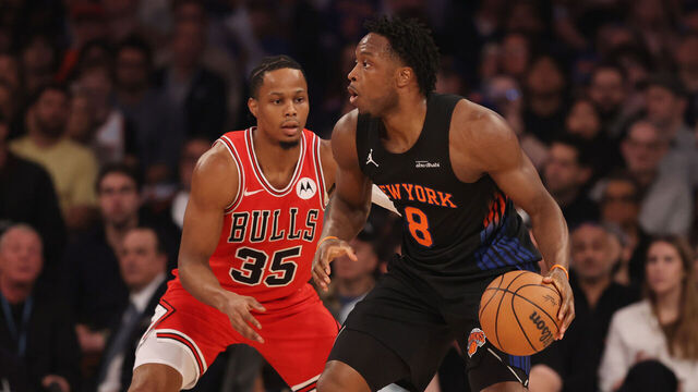 NEW YORK, NEW YORK - APRIL 03: OG Anunoby #8 of the New York Knicks dribbles the ball against Isaac Okoro #35 of the Chicago Bulls during the first quarter at Madison Square Garden on April 03, 2026 in New York City.