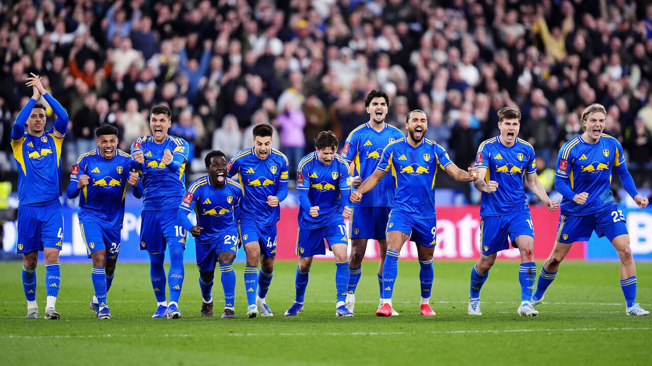 Leeds United's Dominic Calvert-Lewin (third right) and team-mates celebrate in the penalty shoot-out during the Emirates FA Cup, quarter-final match at the London Stadium. Picture date: Sunday April 5, 2026.