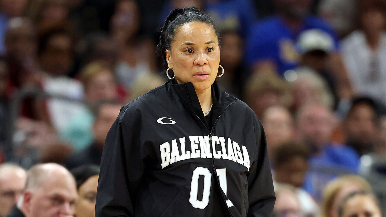 PHOENIX, ARIZONA - APRIL 05: Head coach Dawn Staley of the South Carolina Gamecocks looks on during the second quarter against the UCLA Bruins in the National Championship of the NCAA Women's Basketball Tournament at Mortgage Matchup Center on April 05, 2026 in Phoenix, Arizona.