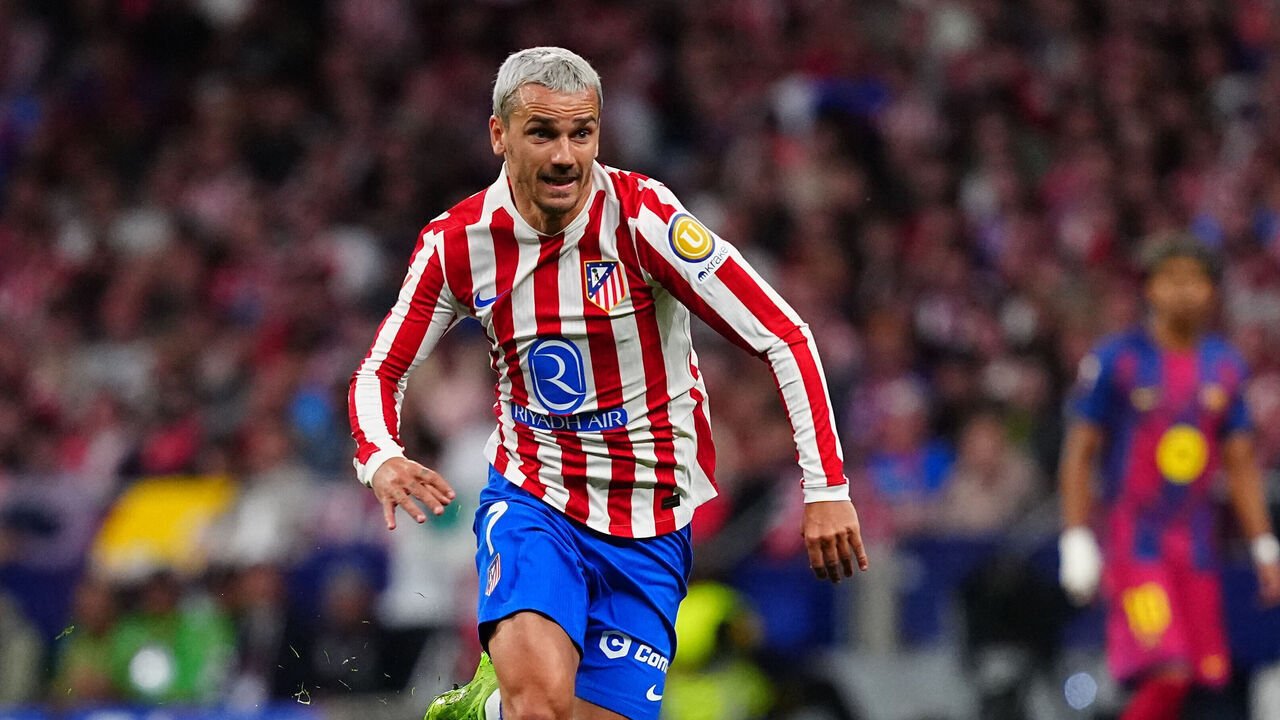MADRID, SPAIN - 2026/04/04: Antoine Griezmann of Atletico de Madrid seen in action during the LaLiga EA Sports match between Atletico de Madrid CF and FC Barcelona at Riyadh Air Metropolitano. Final Score: Atletico de Madrid 1:2 FC Barcelona.