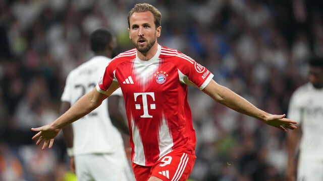 MADRID, SPAIN - APRIL 07: Harry Kane of FC Bayern Munich celebrates scoring his team's second goal during the UEFA Champions League 2025/26 Quarter-Final First Leg match between Real Madrid CF and FC Bayern München at Estadio Santiago Bernabeu on April 07, 2026 in Madrid, Spain.