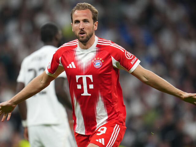 MADRID, SPAIN - APRIL 07: Harry Kane of FC Bayern Munich celebrates scoring his team's second goal during the UEFA Champions League 2025/26 Quarter-Final First Leg match between Real Madrid CF and FC Bayern München at Estadio Santiago Bernabeu on April 07, 2026 in Madrid, Spain.