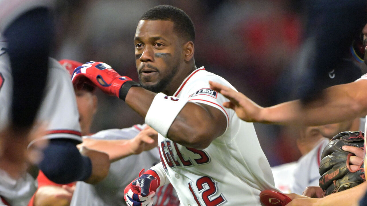 ANAHEIM, CALIFORNIA - APRIL 7: Benches clear as pitcher Reynaldo López #40 of the Atlanta Braves and right fielder Jorge Soler #12 of the Los Angeles Angels fight on the field during the fifth inning at Angel Stadium of Anaheim on April 7, 2026 in Anaheim, California.