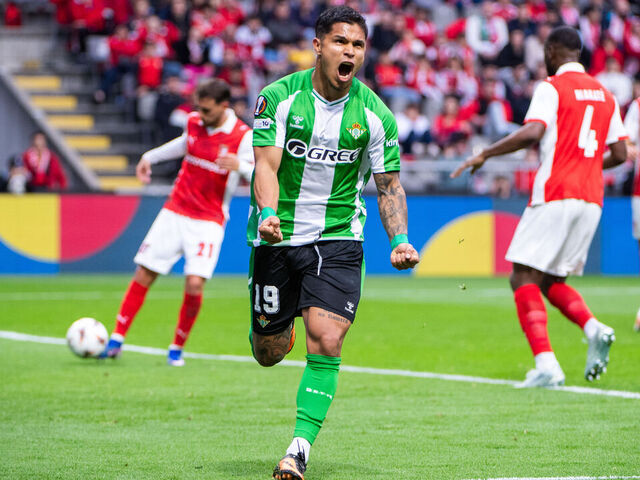Cucho Hernandez of Real Betis celebrates his goal during the UEFA Europa League 2025/26 Quarter-Final Leg One match between SC Braga and Real Betis Balompie at Estadio Municipal de Braga in Braga, Portugal, on April 8, 2026.