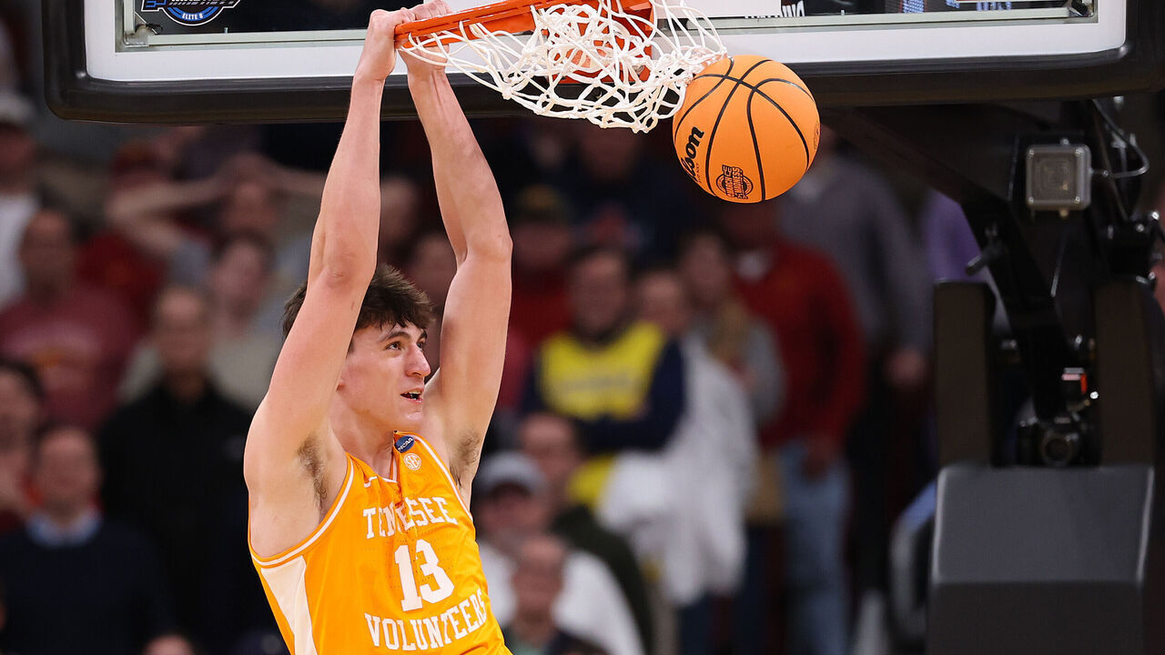 CHICAGO, ILLINOIS - MARCH 27: J.P. Estrella #13 of the Tennessee Volunteers dunks the ball against the Iowa State Cyclones during the second half in the Sweet Sixteen of the 2026 NCAA Men's Basketball Tournament at the United Center on March 27, 2026 in Chicago, Illinois.
