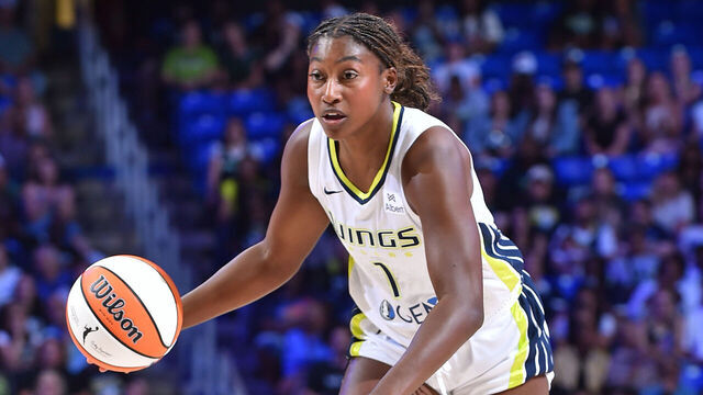 ARLINGTON, TX - SEPTEMBER 11: Diamond Miller #1 of the Dallas Wings dribbles the ball during the game against the Phoenix Mercury on September 11, 2025 at the College Park Center in Arlington, TX. Mandatory Copyright Notice: Copyright 2025 NBAE