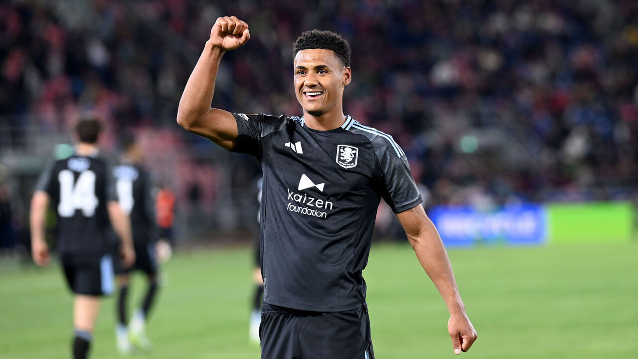 Aston Villa's Ollie Watkins celebrates after scoring his sides third goal during the UEFA Europa League quarter final at Renato Dall'Ara Stadium, Bologna. Picture date: Thursday April 9, 2026.