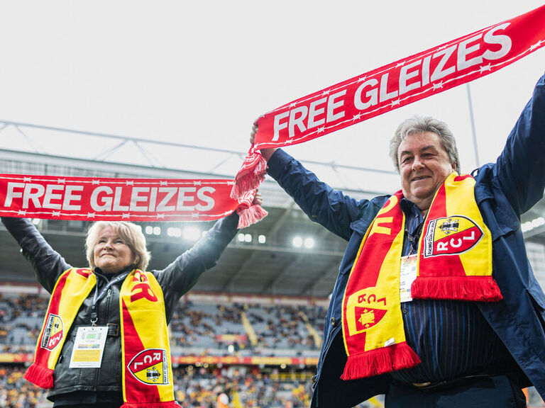 عدسة تلعب ودية دعما للصحفي الفرنسي المسجون في الجزائر