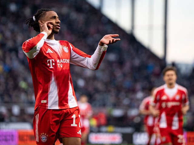 HAMBURG, GERMANY - APRIL 11: Michael Olise of FC Bayern Muenchen celebrates scoring his team's third goal during the Bundesliga match between FC St. Pauli and FC Bayern München at Millerntor Stadium on April 11, 2026 in Hamburg, Germany.