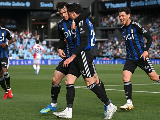 VIGO, SPAIN - APRIL 12: Federico Vinas of Real Oviedo celebrates scoring his team's second goal with team mates during the LaLiga EA Sports match between RC Celta de Vigo and Real Oviedo at Estadio Abanca-Balaidos on April 12, 2026 in Vigo, Spain.