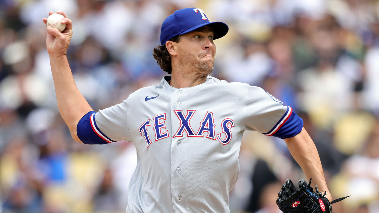 LOS ANGELES, CALIFORNIA - APRIL 12: Jacob Degrom #48 of the Texas Rangers throws against the Los Angeles Dodgers in the third inning at Dodger Stadium on April 12, 2026 in Los Angeles, California.