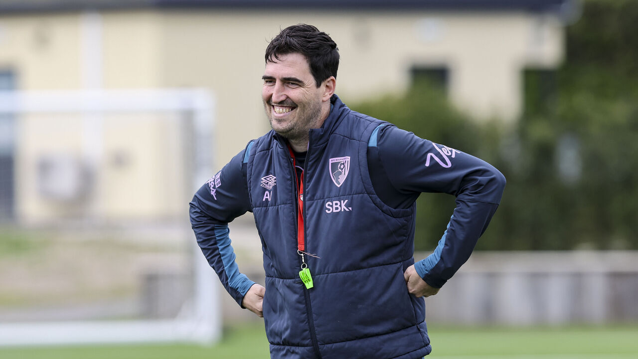 WIMBORNE MINSTER, ENGLAND - APRIL 14: Head Coach Andoni Iraola of Bournemouth during a training session at Canford Performance Centre on April 14, 2026 in Wimborne Minster, England.