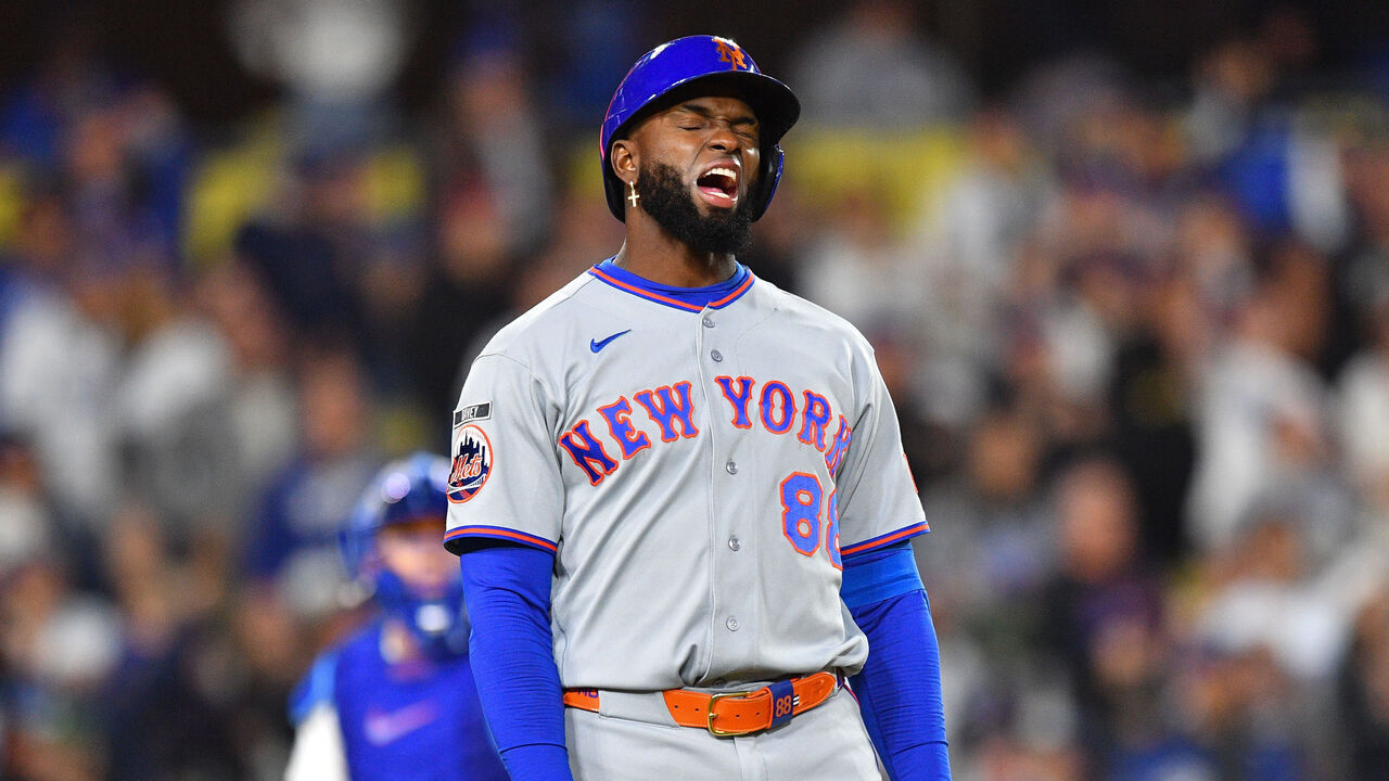 LOS ANGELES, CA - APRIL 14: New York Mets outfielder Luis Robert Jr. (88) reacts to striking out with two runners in scoring position in the 8th inning of the MLB game between the New York Mets and the Los Angeles Dodgers on April 14, 2026 at Dodger Stadium in Los Angeles, CA.