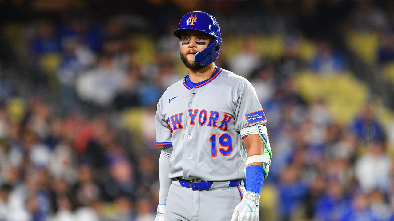 LOS ANGELES, CA - APRIL 14: New York Mets third baseman Bo Bichette (19) walks back to the dugout after striking out during the MLB game between the New York Mets and the Los Angeles Dodgers on April 14, 2026 at Dodger Stadium in Los Angeles, CA.
