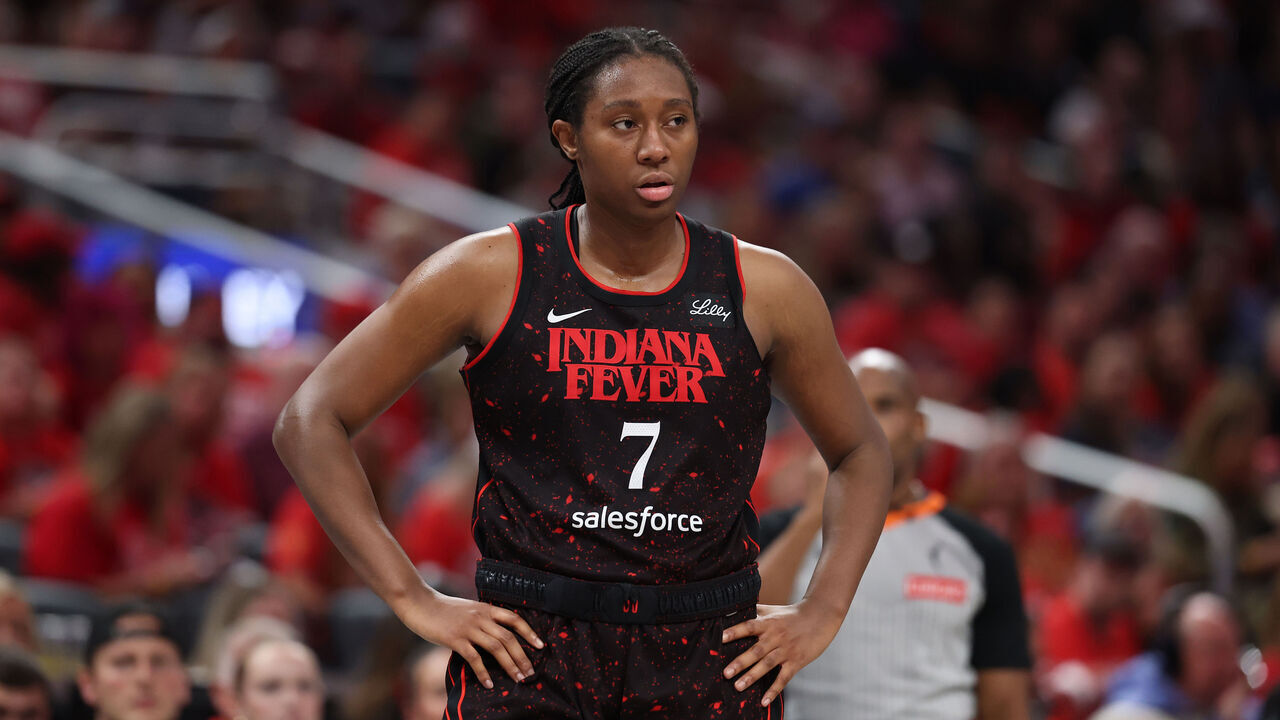 INDIANAPOLIS, INDIANA - SEPTEMBER 26: Aliyah Boston #7 of the Indiana Fever during the game against the Las Vegas Aces in Game Three of the semifinals of the 2025 WNBA Playoffs at Gainbridge Fieldhouse on September 26, 2025 in Indianapolis, Indiana.
