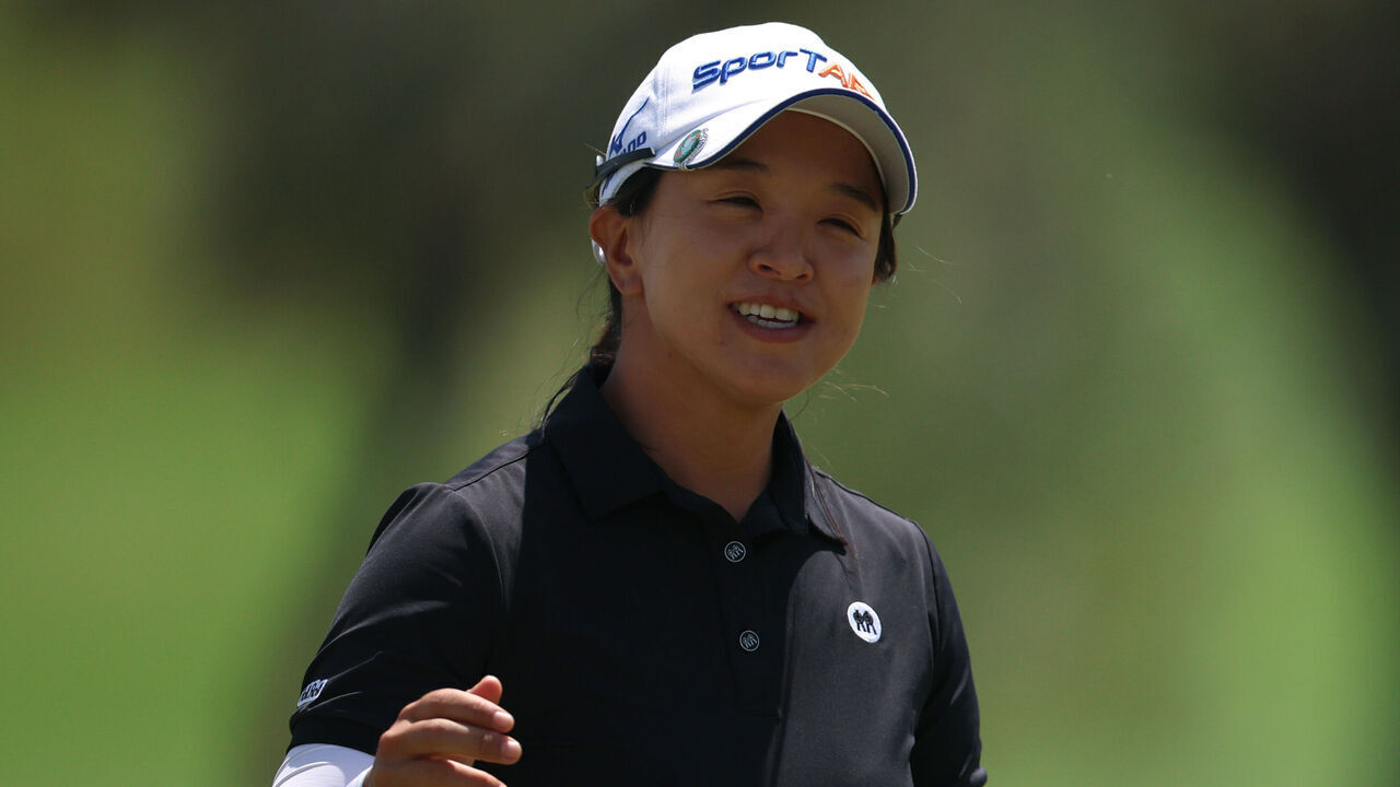 TARZANA, CALIFORNIA - APRIL 17: Sei Young Kim of South Korea reacts after her putt on the 18th green to finish 14 under par for the tournament during the second round of the JM Eagle LA Championship presented by Plastpro at El Caballero Country Club on April 17, 2026 in Tarzana, California.