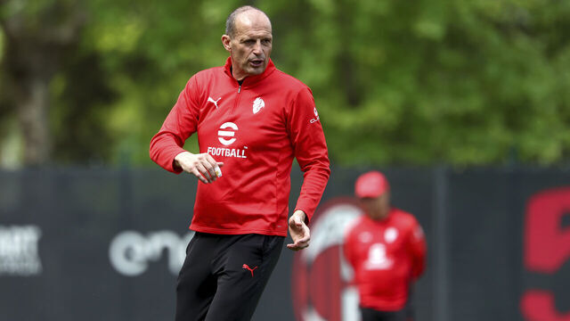 CAIRATE, ITALY - APRIL 17: Massimiliano Allegri Head coach of AC Milan looks on during an AC Milan Training Sessionat Milanello on April 17, 2026 in Cairate, Italy.