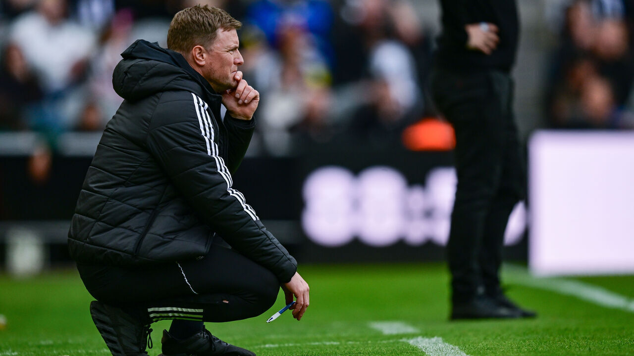 NEWCASTLE UPON TYNE, ENGLAND - APRIL 18: Newcastle United Head Coach Eddie Howe looks on during the Premier League match between Newcastle United and Bournemouth at St James' Park on April 18, 2026 in Newcastle upon Tyne, England.