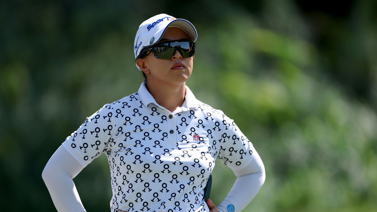 TARZANA, CALIFORNIA - APRIL 18: Sei Young Kim of South Korea lines up shot on the sixth hole during the third round of the JM Eagle LA Championship presented by Plastpro at El Caballero Country Club on April 18, 2026 in Tarzana, California.