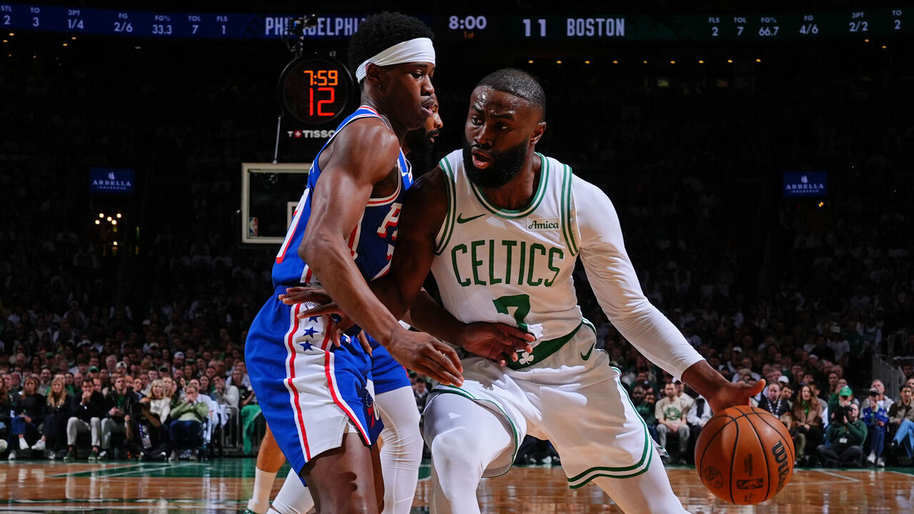BOSTON, MA - APRIL 19: Jaylen Brown #7 of the Boston Celtics drives to the basket during the game against the Philadelphia 76ers during Round One Game One of the 2026 NBA Playoffs on April 19, 2026 at TD Garden in Boston, Massachusetts. NOTE TO USER: User expressly acknowledges and agrees that, by downloading and/or using this Photograph, user is consenting to the terms and conditions of the Getty Images License Agreement. Mandatory Copyright Notice: Copyright 2026 NBAE