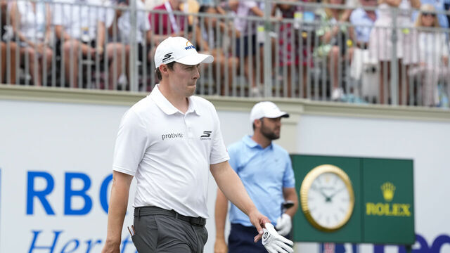 HILTON HEAD ISLAND, SOUTH CAROLINA - APRIL 19: Matt Fitzpatrick of England and Scottie Scheffler on the first tee during the final round of RBC Heritage at Harbour Town Golf Links on April 19, 2026 in Hilton Head Island, South Carolina.