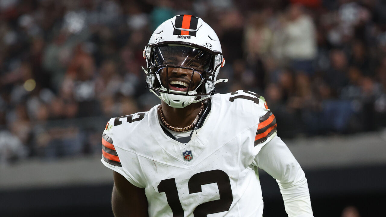 LAS VEGAS, NEVADA - NOVEMBER 23: Shedeur Sanders #12 of the Cleveland Browns reacts to a touchdown in the fourth quarter against the Las Vegas Raiders at Allegiant Stadium on November 23, 2025 in Las Vegas, Nevada.