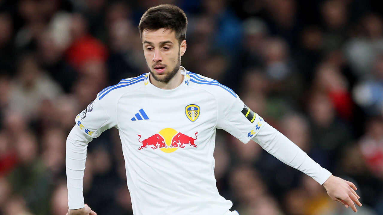 MANCHESTER, ENGLAND - APRIL 13: Ilia Gruev of Leeds United on the ball during the Premier League match between Manchester United and Leeds United at Old Trafford on April 13, 2026 in Manchester, England.