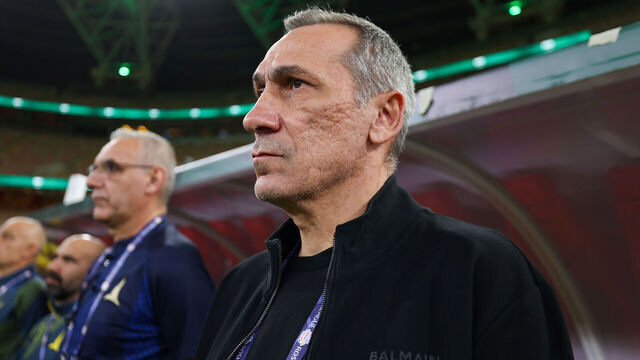 JEDDAH, SAUDI ARABIA - JANUARY 20:Georgios Donis coach of Al Khaleej looks on during the Saudi Pro League match between Al Ahli and Al Khaleej at Alinma Stadium on January 20, 2026 in Jeddah, Saudi Arabia.