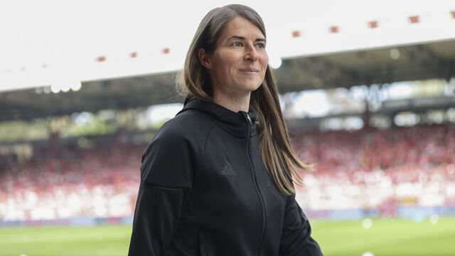 BERLIN, GERMANY - APRIL 18: Marie-Louise Eta, Head Coach of 1. FC Union Berlin looks on prior to the Bundesliga match between 1. FC Union Berlin and VfL Wolfsburg at Stadion An der Alten Foersterei on April 18, 2026 in Berlin, Germany.
