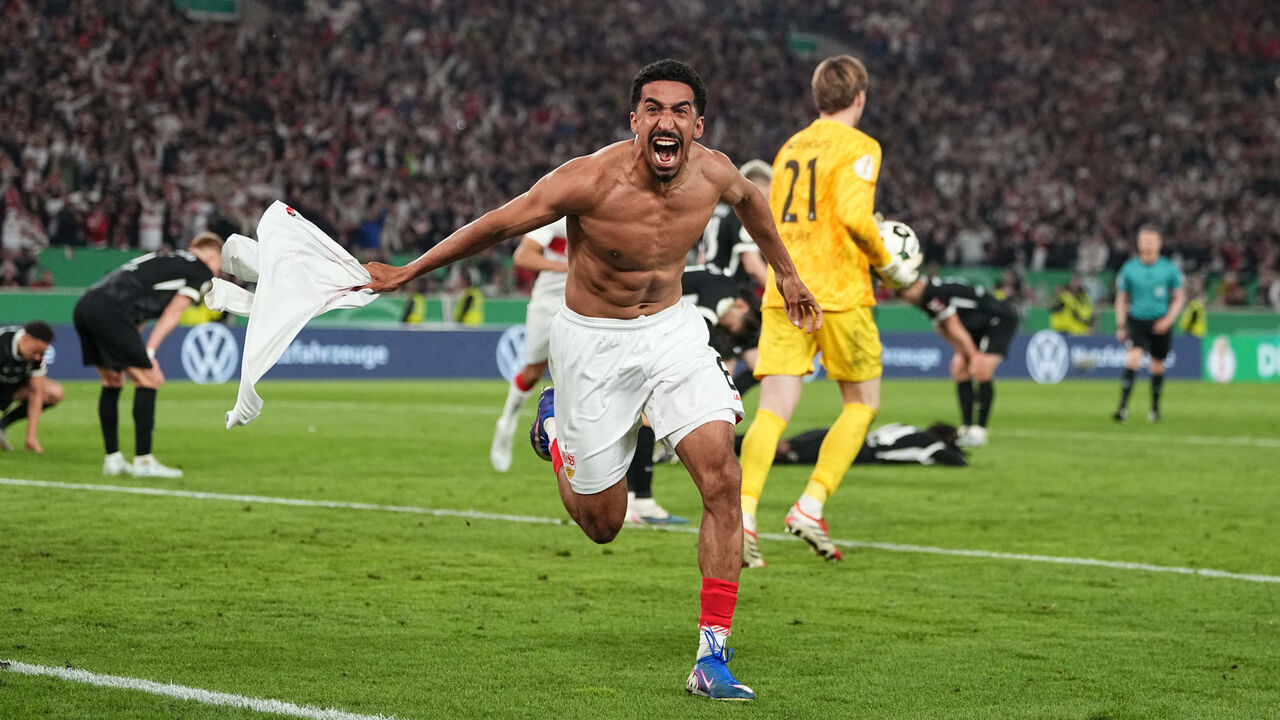 Tiago Tomas (VfB Stuttgart) scores and celebrates his teams second goal during Semifinal DFB-Pokal: Stuttgart and Freiburg at MHPArena, Stuttgart, Germany on April 23 2026.