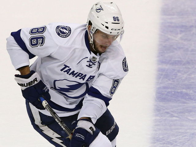 Report: No progress in contract talks between Lightning, Kucherov