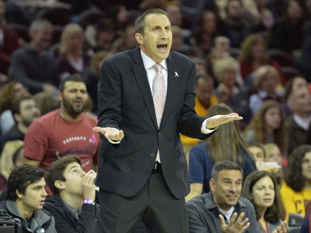 Report: LeBron calls Cavs' plays, Blatt simply repeats them