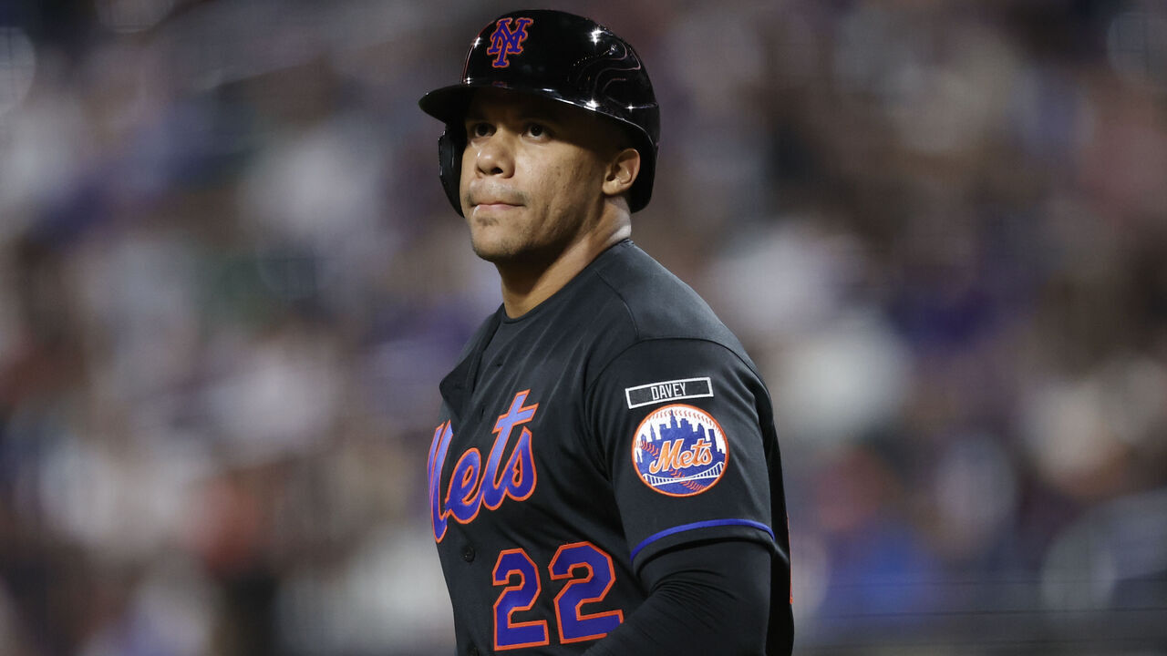 NEW YORK, NEW YORK - APRIL 23: Juan Soto #22 of the New York Mets walks up to bat during the second inning against the Minnesota Twins at Citi Field on April 23, 2026 in New York City.