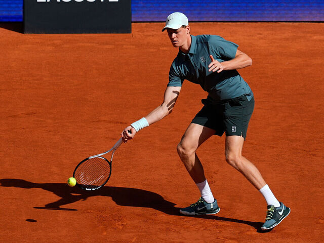 MADRID, SPAIN - APRIL 28: Jannik Sinner of Italy plays against Cameron Norrie of Great Britain during the Mutua Madrid Open 2026, ATP Masters 1000 and WTA 1000, at La Caja Magica on April 28, 2026 in Madrid, Spain.