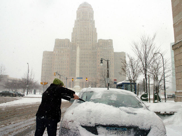 Sabres-Sharks game to be played as scheduled despite wall of snow in Buffalo
