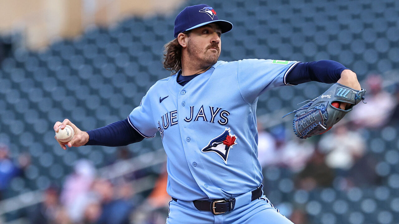 MINNEAPOLIS, MINNESOTA - APRIL 30: Kevin Gausman #34 of the Toronto Blue Jays pitches against the Minnesota Twins in the first inning at Target Field on April 30, 2026 in Minneapolis, Minnesota.