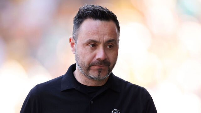 WOLVERHAMPTON, ENGLAND - APRIL 25: Roberto De Zerbi, Manager of Tottenham Hotspur, looks on prior to the Premier League match between Wolverhampton Wanderers and Tottenham Hotspur at Molineux on April 25, 2026 in Wolverhampton, England.