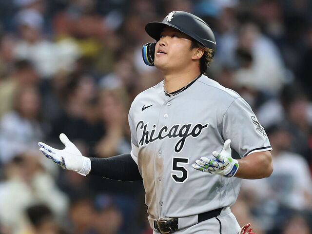 SAN DIEGO, CALIFORNIA - MAY 01: Munetaka Murakami #5 of the Chicago White Sox runs the bases after connecting for a three run homerun during the second inning of a game against the San Diego Padres at Petco Park on May 01, 2026 in San Diego, California.