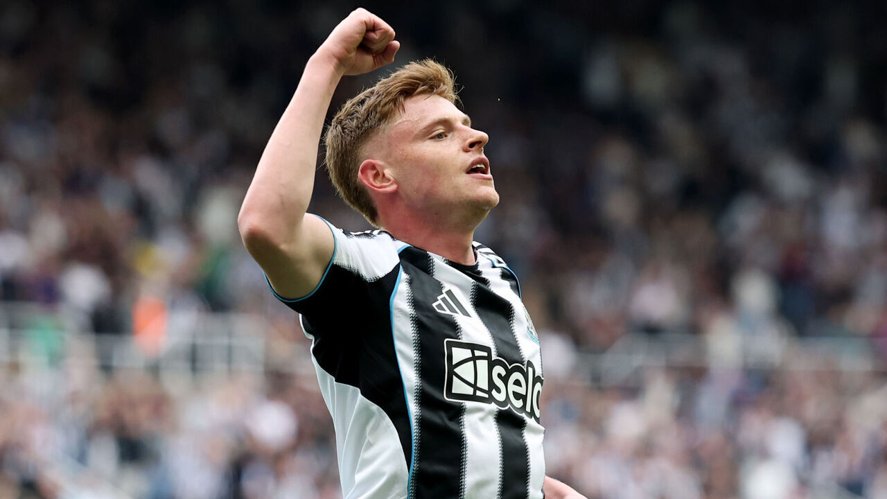 NEWCASTLE UPON TYNE, ENGLAND - MAY 02: Harvey Barnes of Newcastle United celerbrates after scoring his side's third goal during the Premier League match between Newcastle United and Brighton & Hove Albion at St James' Park on May 02, 2026 in Newcastle upon Tyne, England.