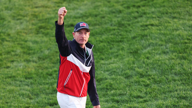 FARMINGDALE, NEW YORK - SEPTEMBER 27: Vice captain Jim Furyk of Team United States pumps up the crowd at the first hole grandstands during the Saturday morning foursomes matches of the 2025 Ryder Cup at Black Course at Bethpage State Park Golf Course on September 27, 2025 in Farmingdale, New York.
