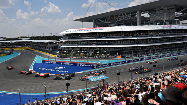 MIAMI, FLORIDA - MAY 02: Lando Norris of Great Britain driving the (1) McLaren MCL40 Mercedes leads the field at the start during the Sprint ahead of the F1 Grand Prix of Miami at Miami International Autodrome on May 02, 2026 in Miami, Florida.
