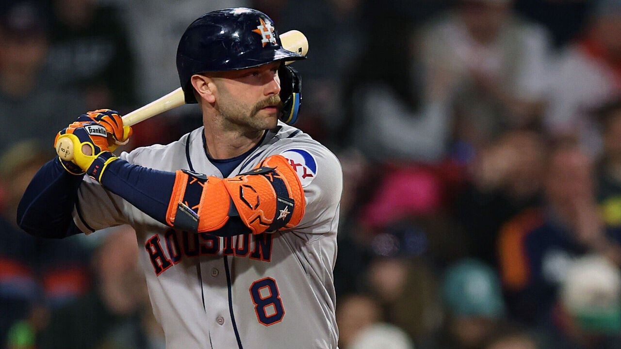 BOSTON, MASSACHUSETTS - MAY 01: Christian Walker #8 of the Houston Astros at bat against the Boston Red Sox during the eighth inning at Fenway Park on May 01, 2026 in Boston, Massachusetts.