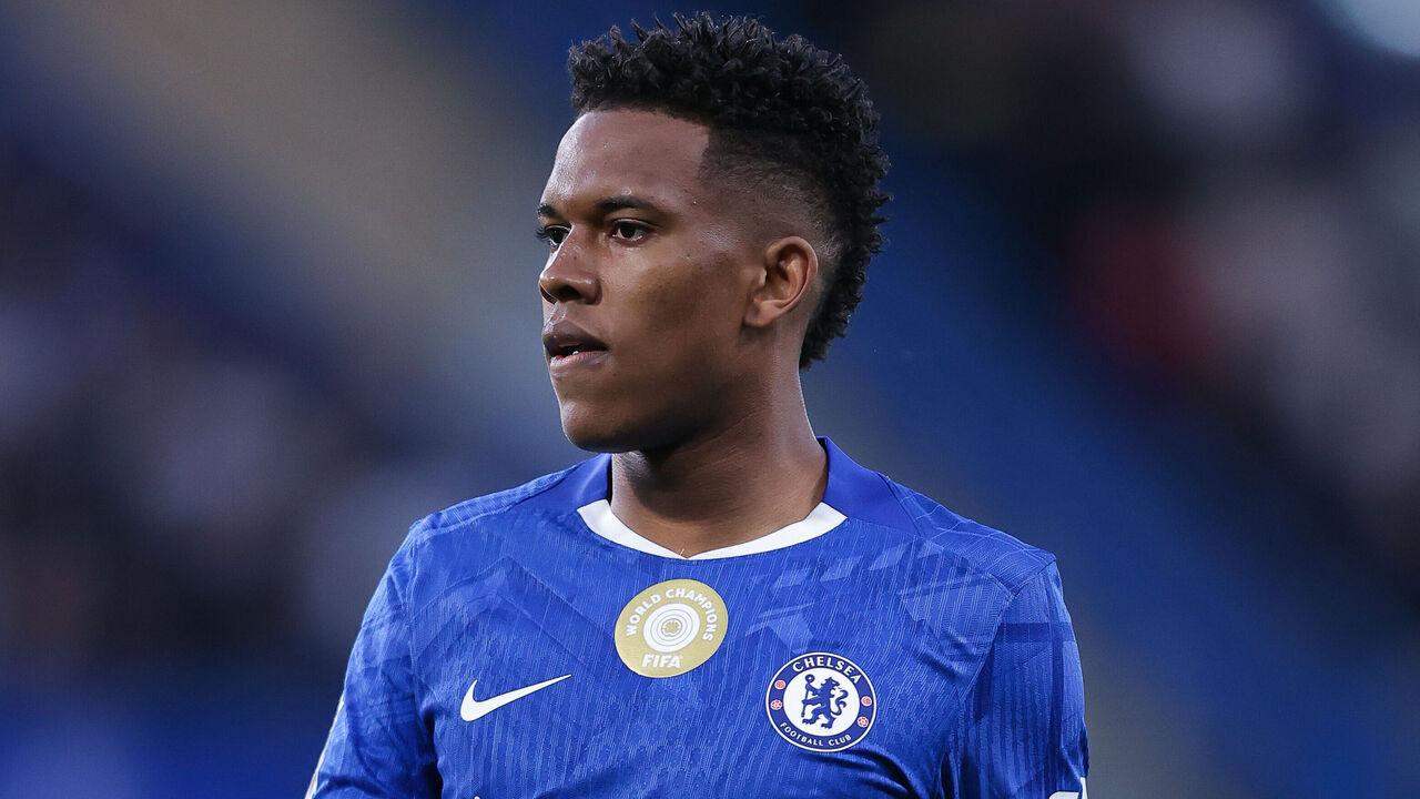 LONDON, ENGLAND - APRIL 18: Estevao Willian of Chelsea during the Premier League match between Chelsea and Manchester United at Stamford Bridge on April 18, 2026 in London, England.