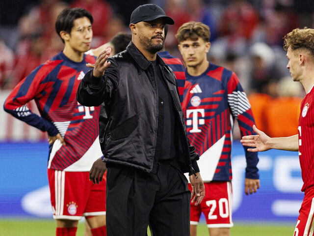 MUNICH, GERMANY - MAY 6: FC Bayern Munchen Head Coach Vincent Kompany salutes players following the UEFA Champions League 2025/26 Semi Final Second Leg match between FC Bayern München and Paris Saint-Germain at Allianz Arena on May 6, 2026 in Munich, Germany.