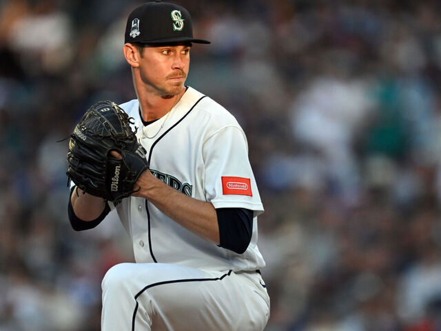 Report: Mariners open to trading Hancock, Castillo at